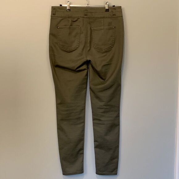 Sage Green Fire Los Angeles Pants - Picture 2 of 5